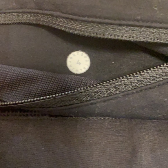 lululemon shorts - Picture 3 of 3